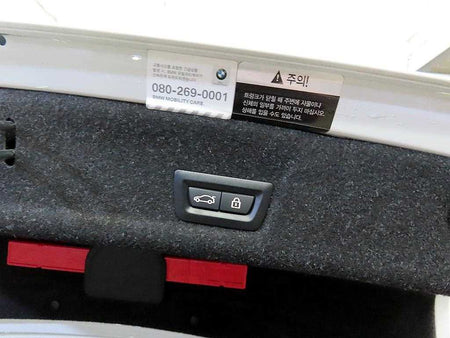 BMW 3-Series — photo 17