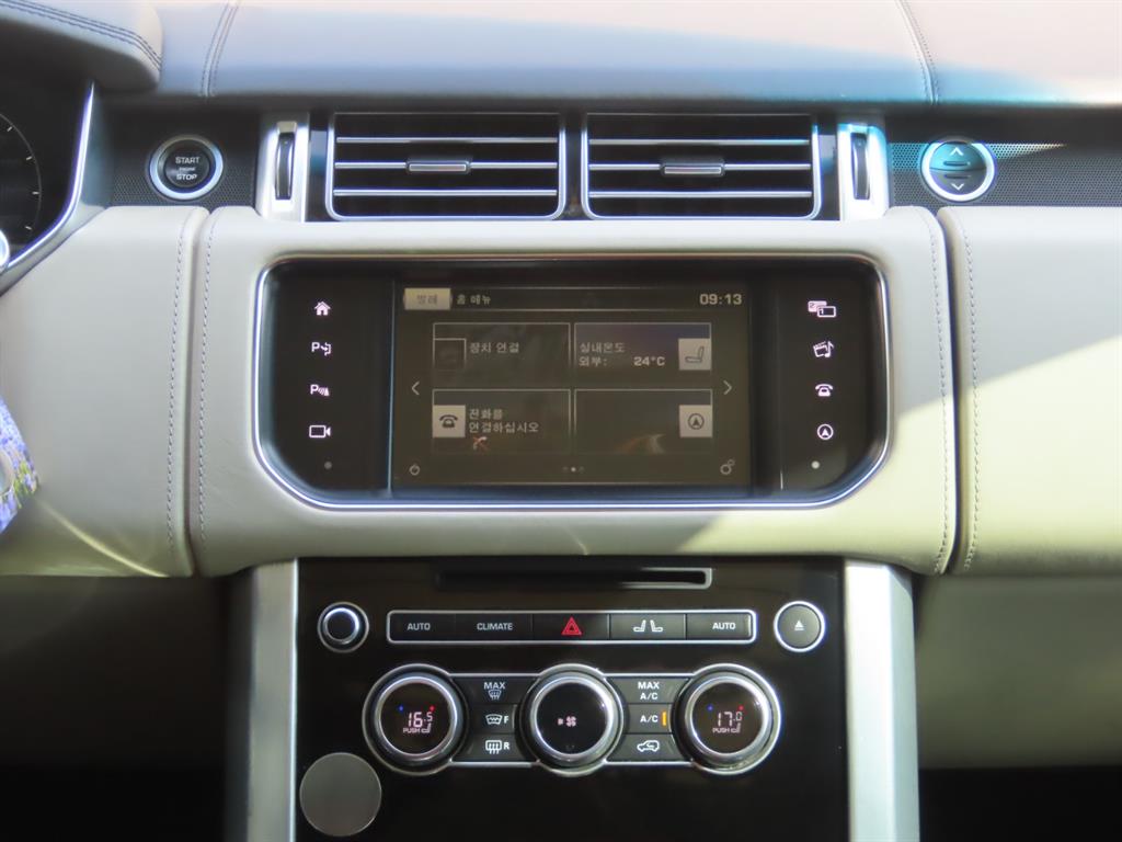 Land Rover Range Rover — photo 14
