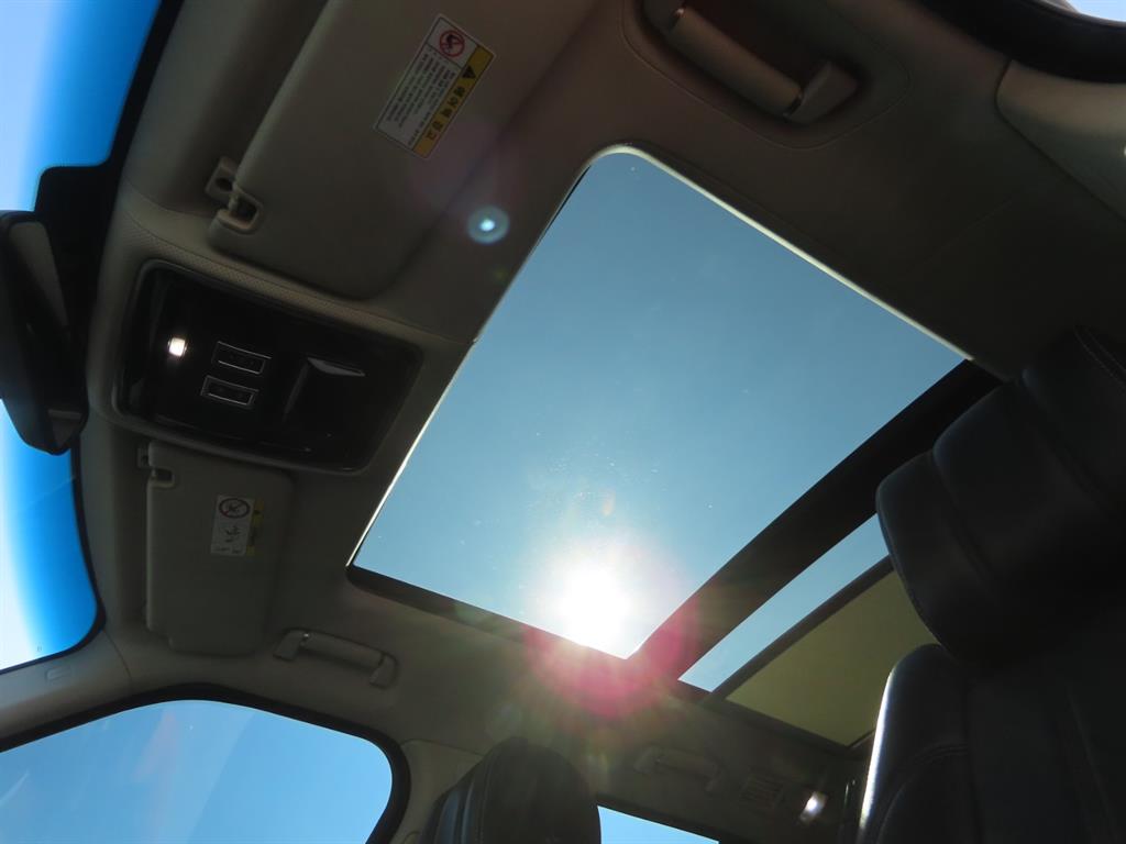 Land Rover Range Rover — photo 18
