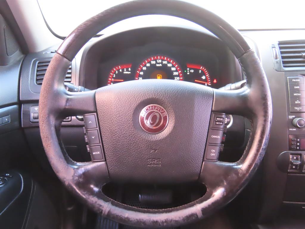 Kia Mohave — photo 10