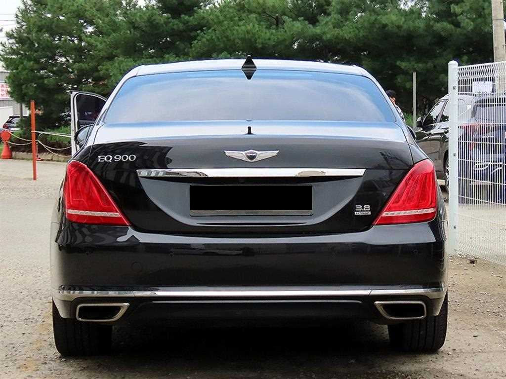 Genesis EQ900 — photo 04