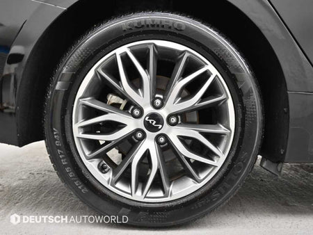 Kia K5 — photo 05