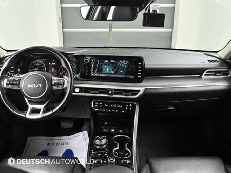 Kia K5 — photo 07