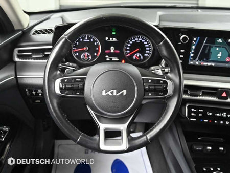 Kia K5 — photo 13