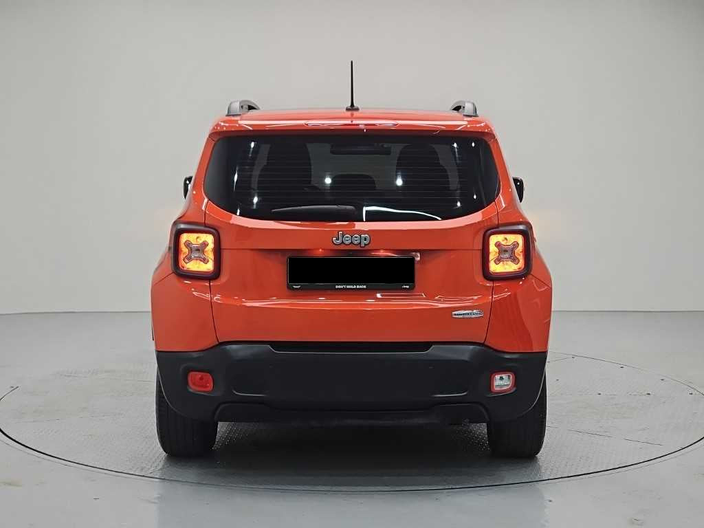 Jeep Renegade — photo 03