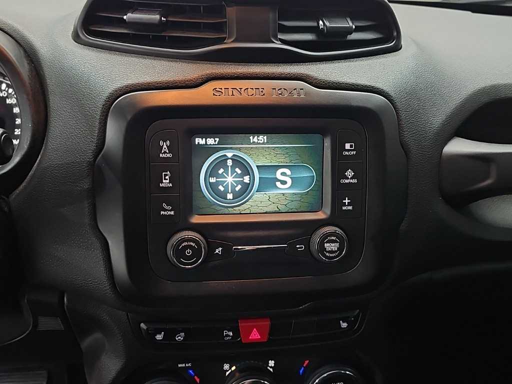 Jeep Renegade — photo 14