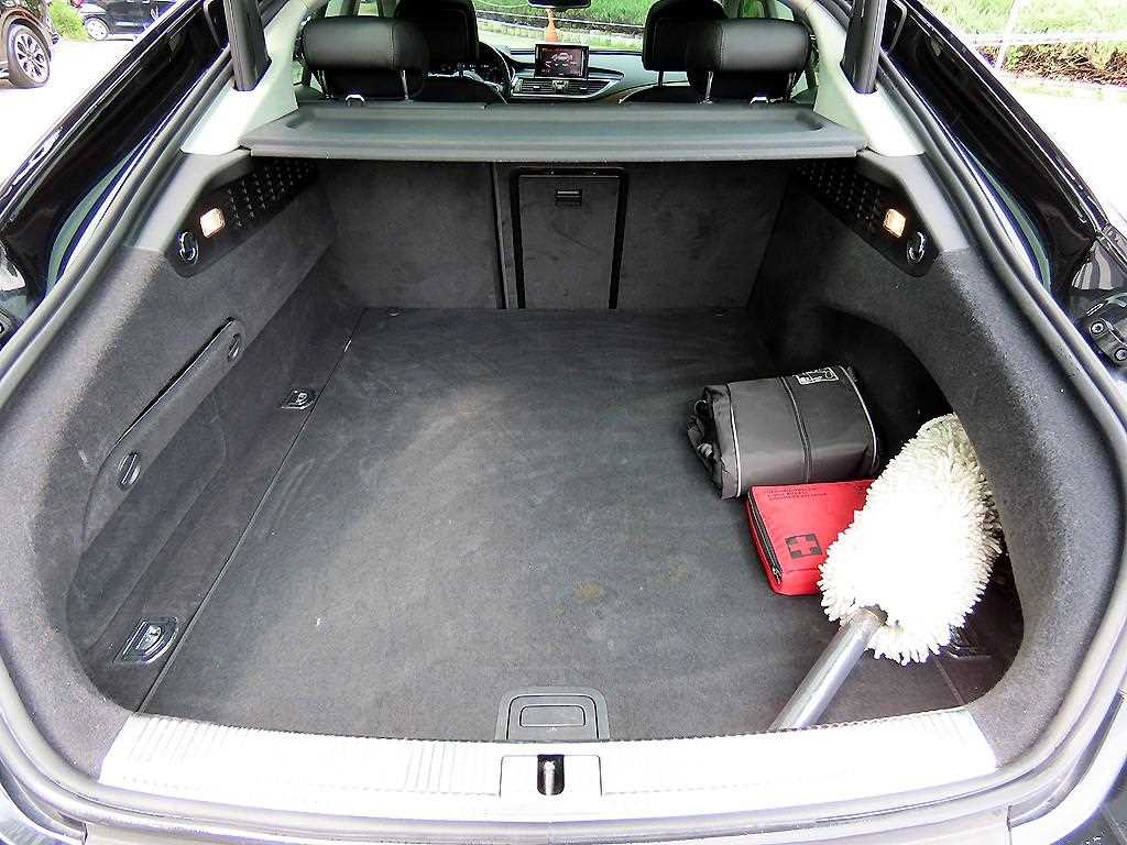 Audi A7 — photo 17