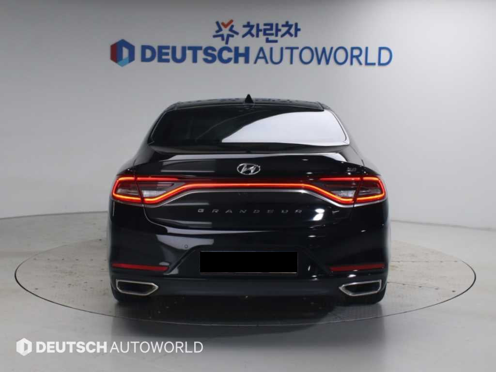 Hyundai Grandeur — photo 04
