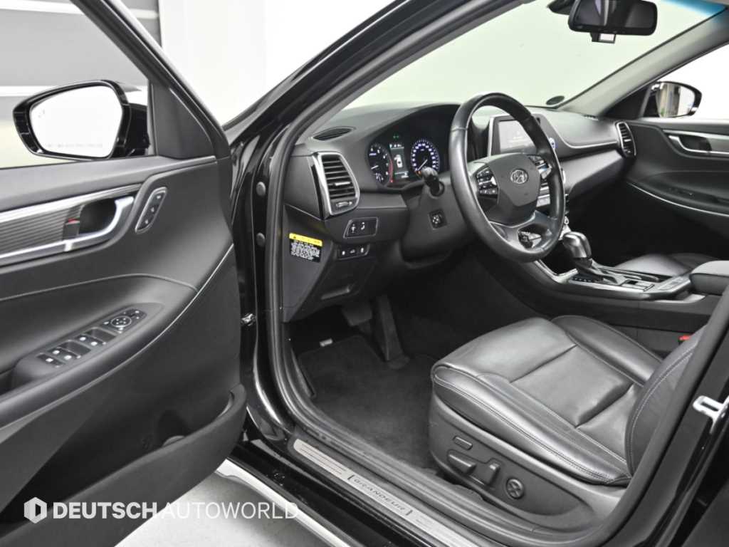 Hyundai Grandeur — photo 10