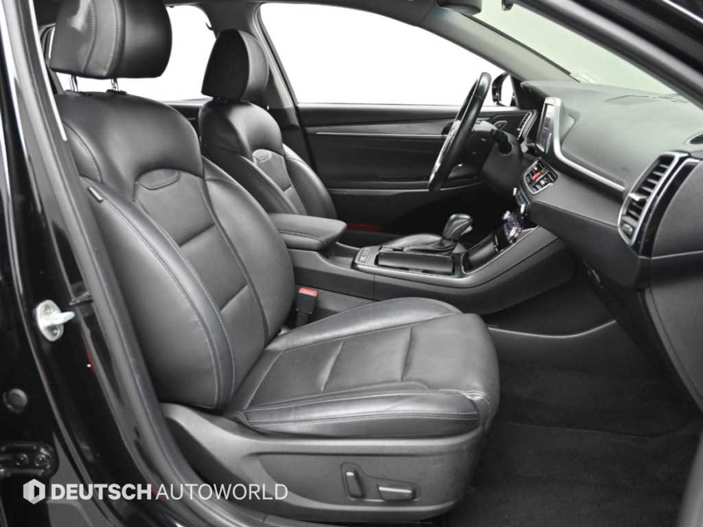 Hyundai Grandeur — photo 11
