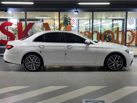 Mercedes-Benz E-Class — photo 03