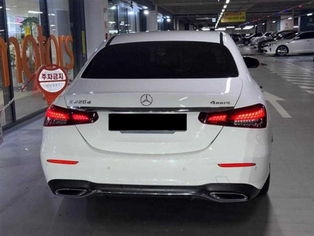 Mercedes-Benz E-Class — photo 05