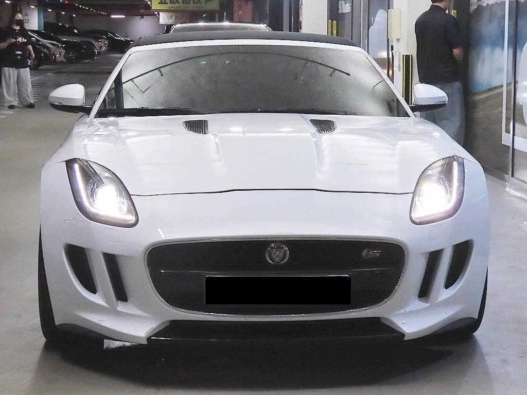 Jaguar F-TYPE — photo 02