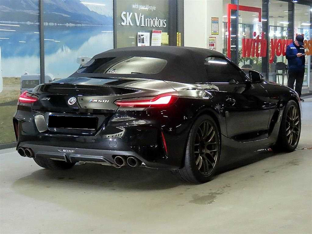 BMW Z4 — photo 04