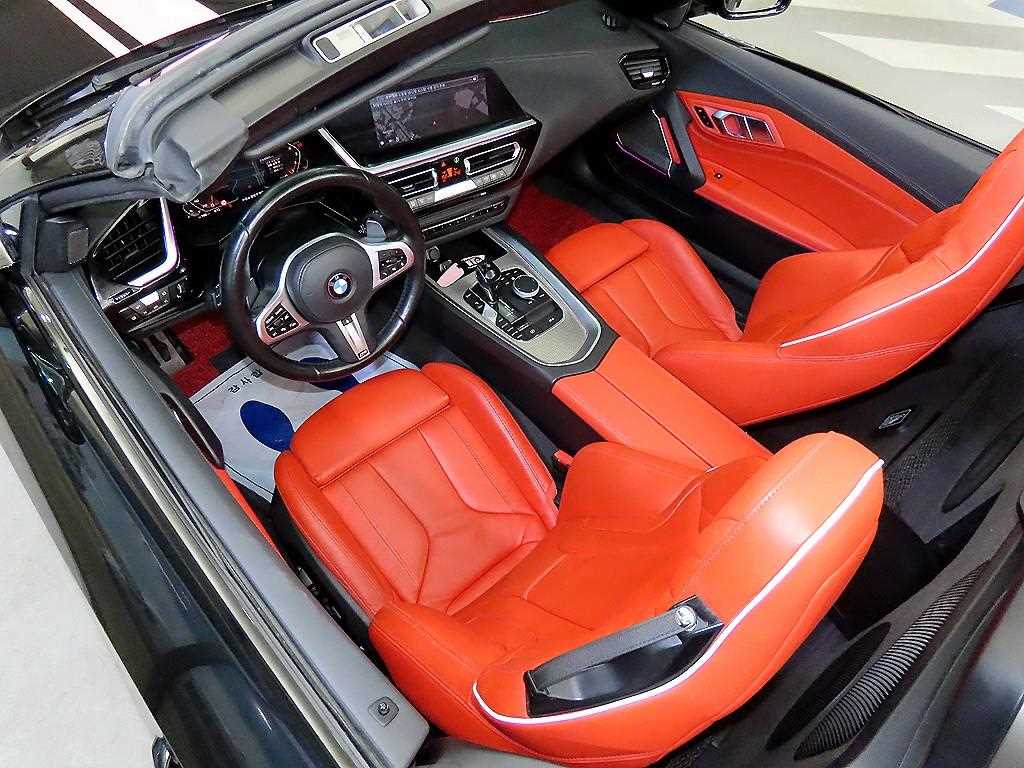 BMW Z4 — photo 09