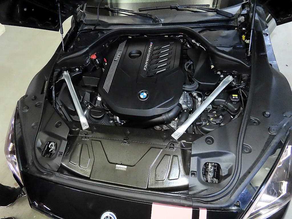 BMW Z4 — photo 19