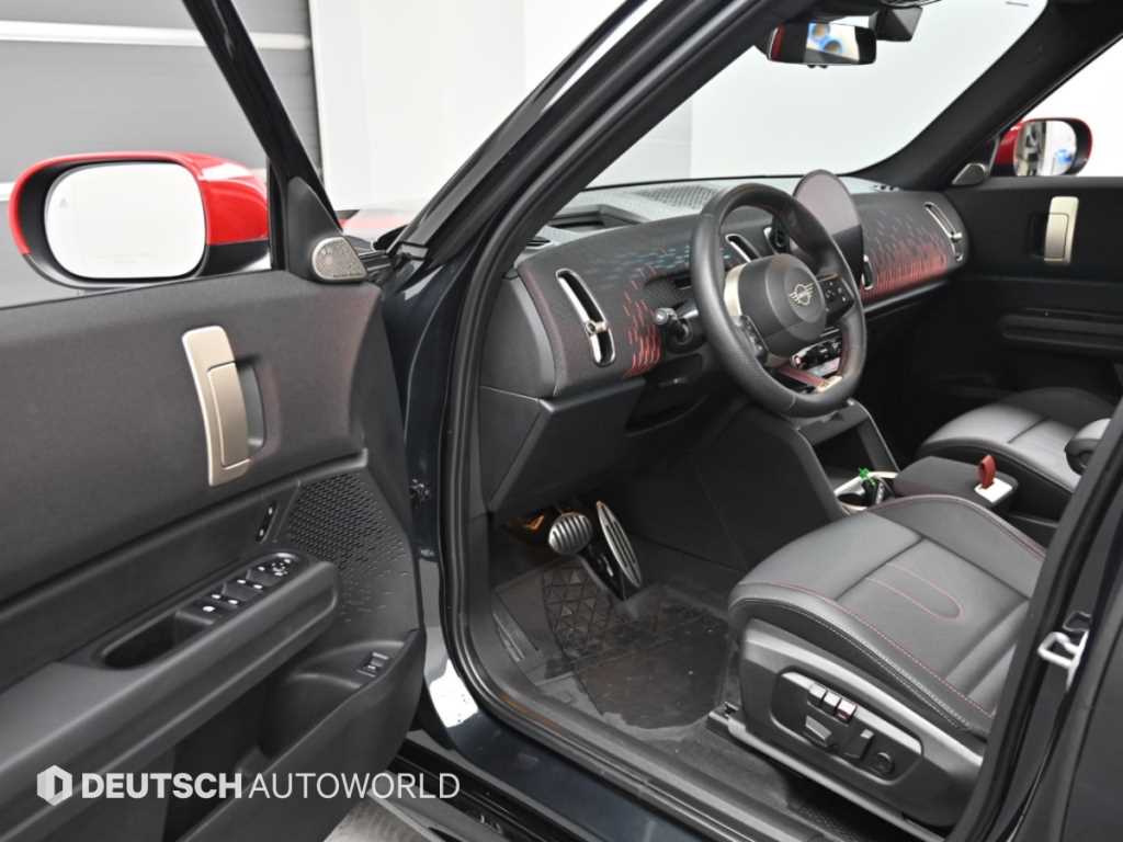 Mini Countryman — photo 11