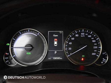 Lexus ES — photo 08