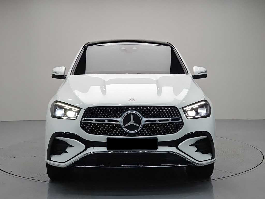 Mercedes-Benz GLE-Class — photo 02
