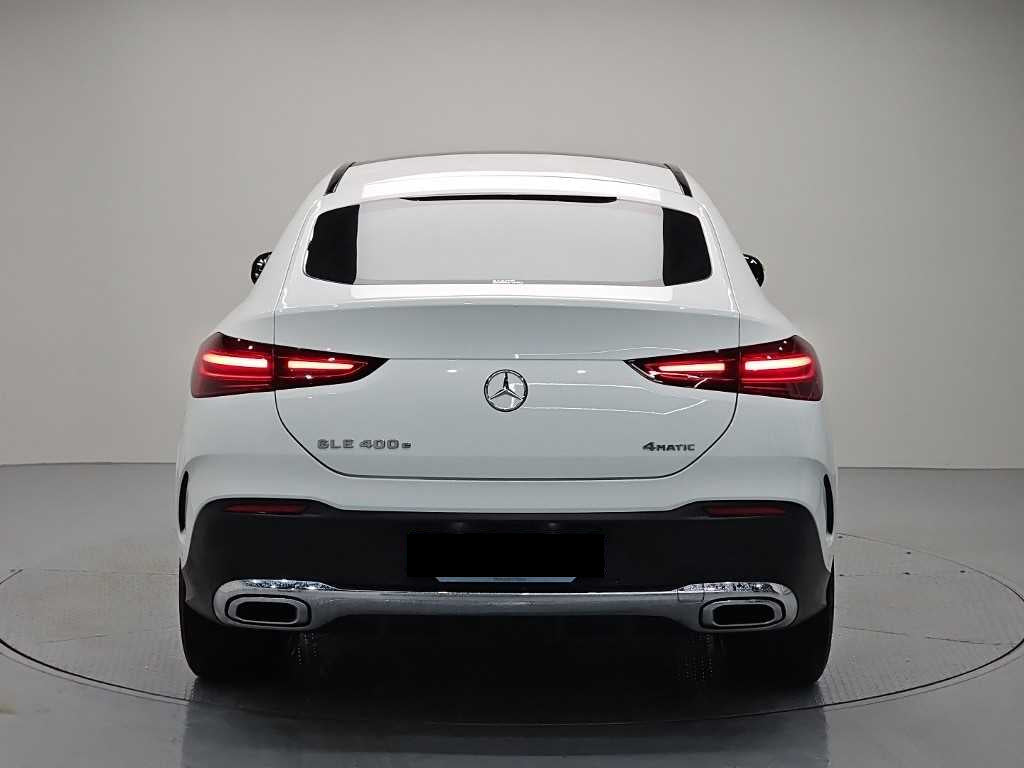 Mercedes-Benz GLE-Class — photo 03