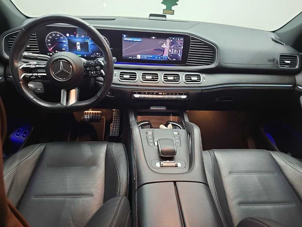 Mercedes-Benz GLE-Class — photo 07