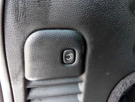 Jeep Cherokee — photo 17