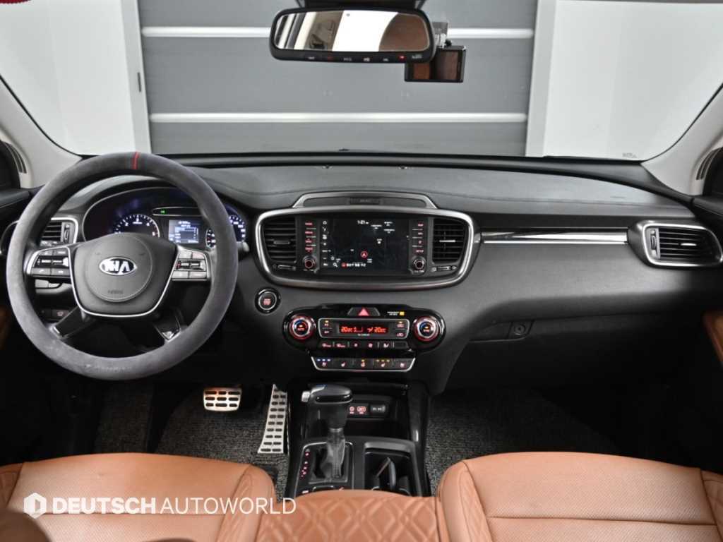 Kia Sorento — photo 08