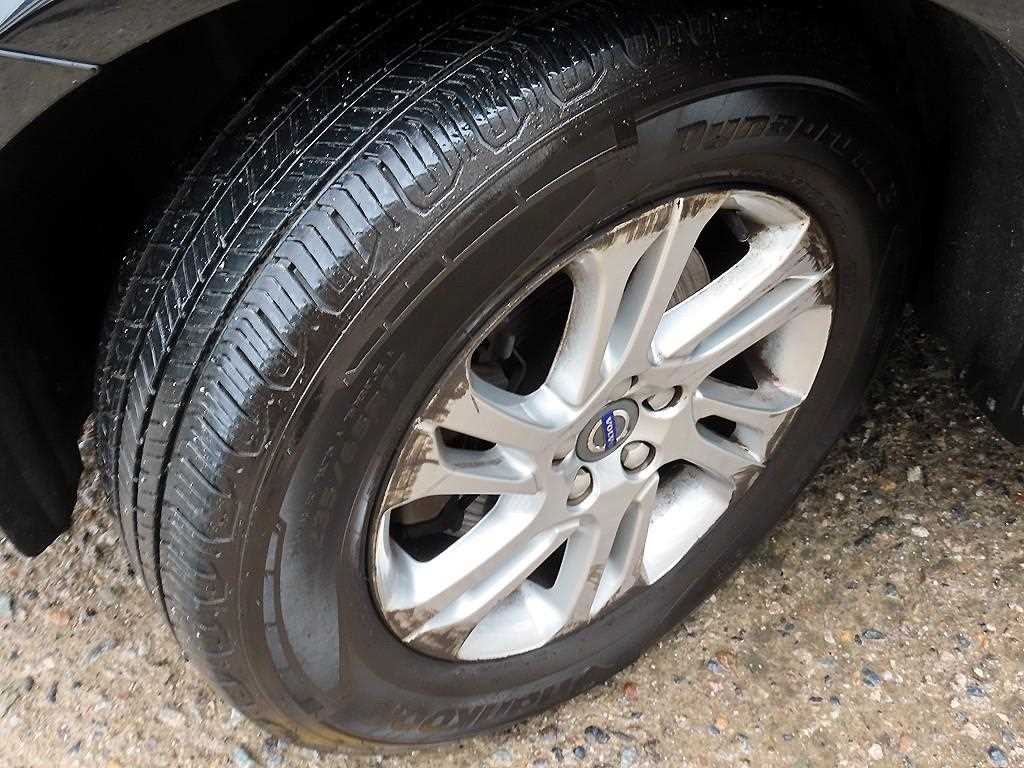 Volvo XC60 — photo 20