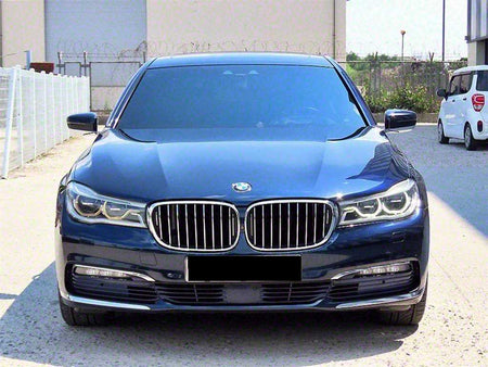 BMW 7-Series — photo 01