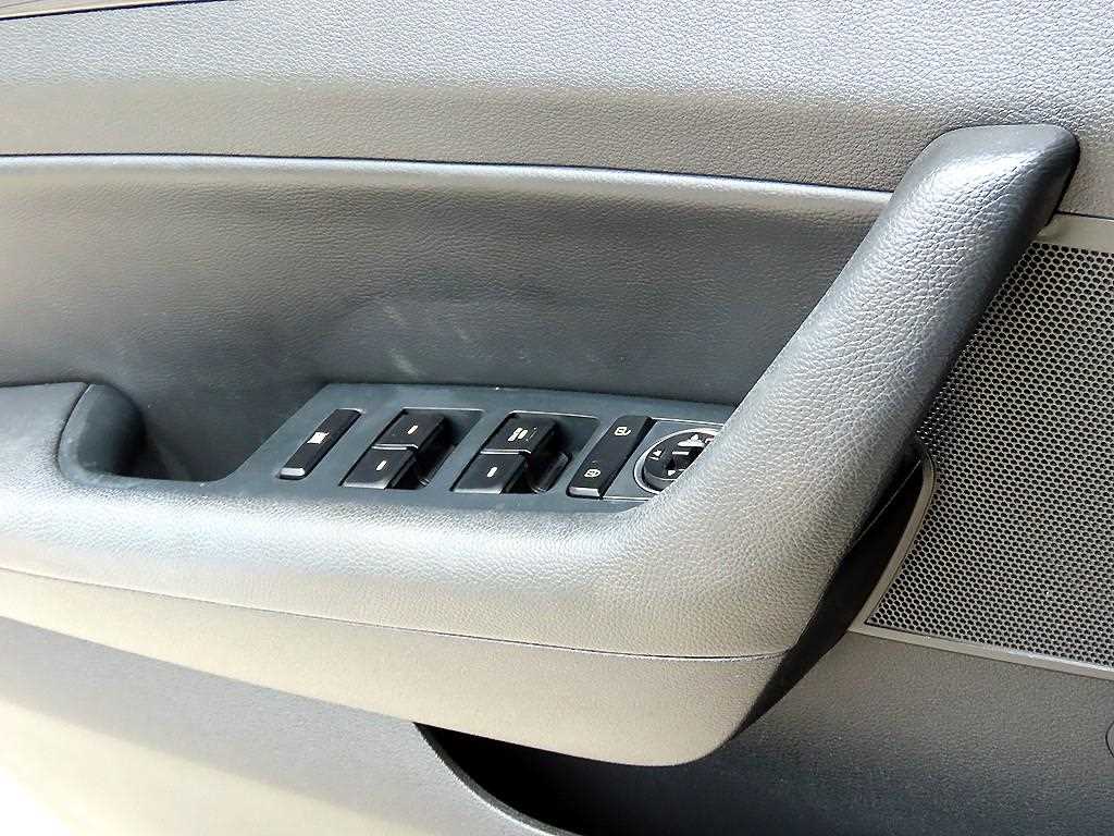 Hyundai Sonata — photo 11