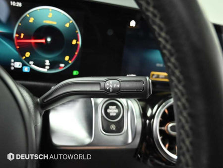 Mercedes-Benz GLB-Class — photo 09
