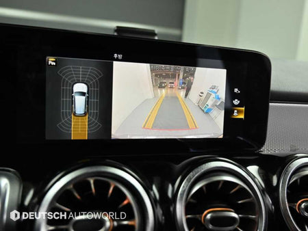 Mercedes-Benz GLB-Class — photo 15
