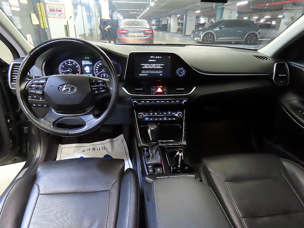 Hyundai Grandeur — photo 10