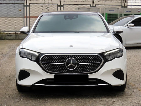 Mercedes-Benz E-Class — photo 01