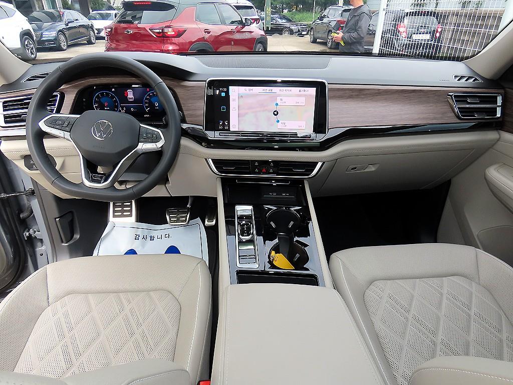 Volkswagen Atlas — photo 07
