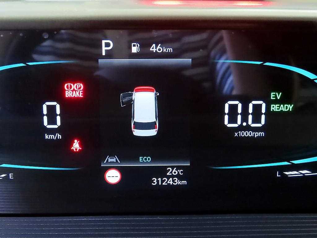 Hyundai Staria — photo 09