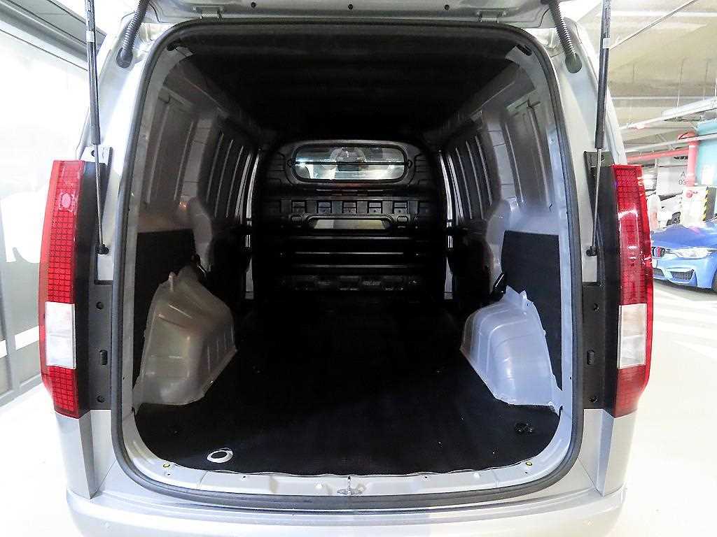 Hyundai Staria — photo 18