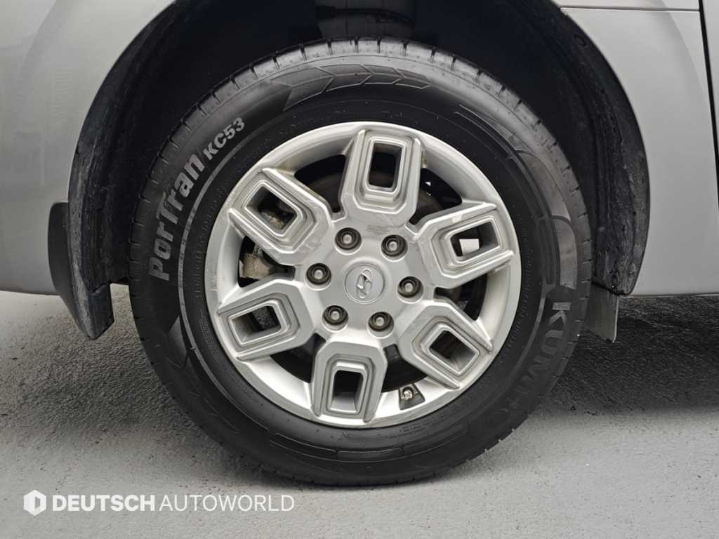 Hyundai Staria — photo 05