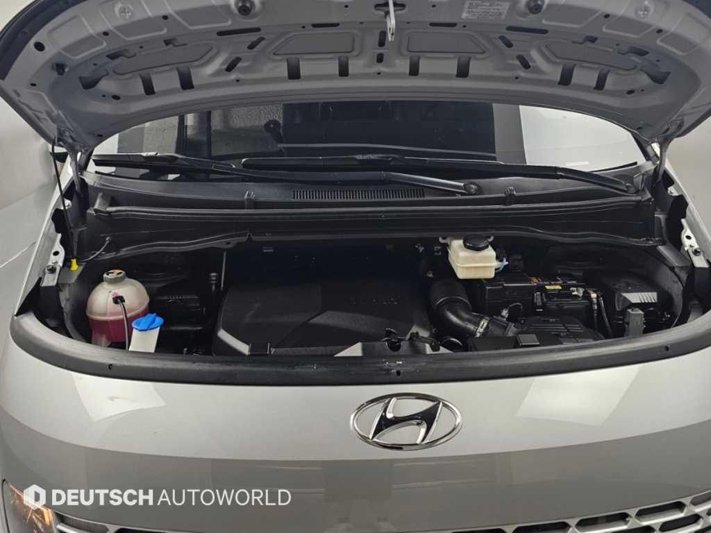 Hyundai Staria — photo 06