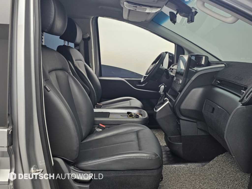 Hyundai Staria — photo 10