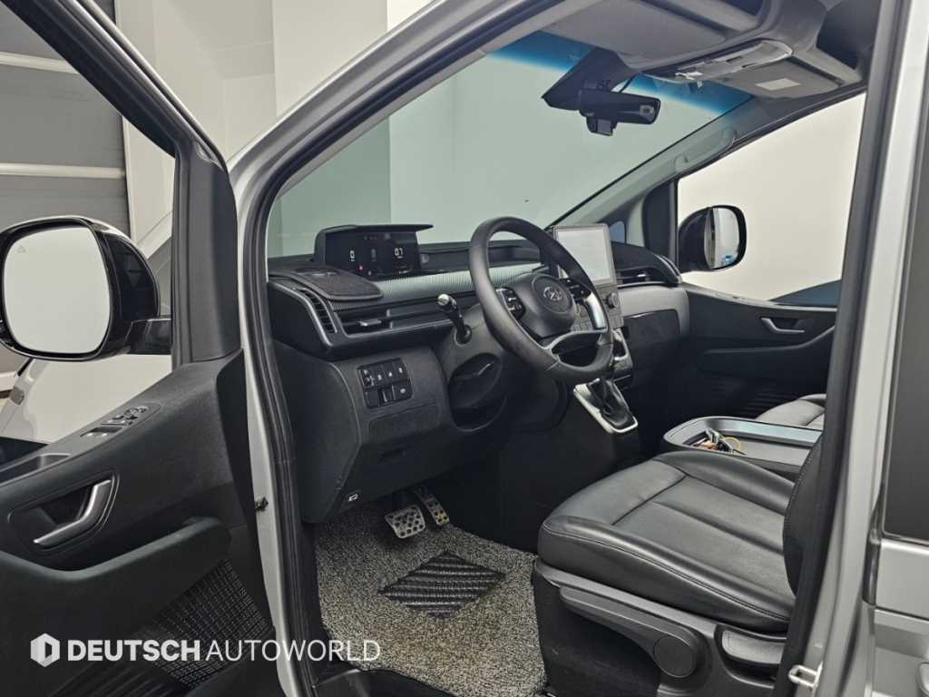 Hyundai Staria — photo 11