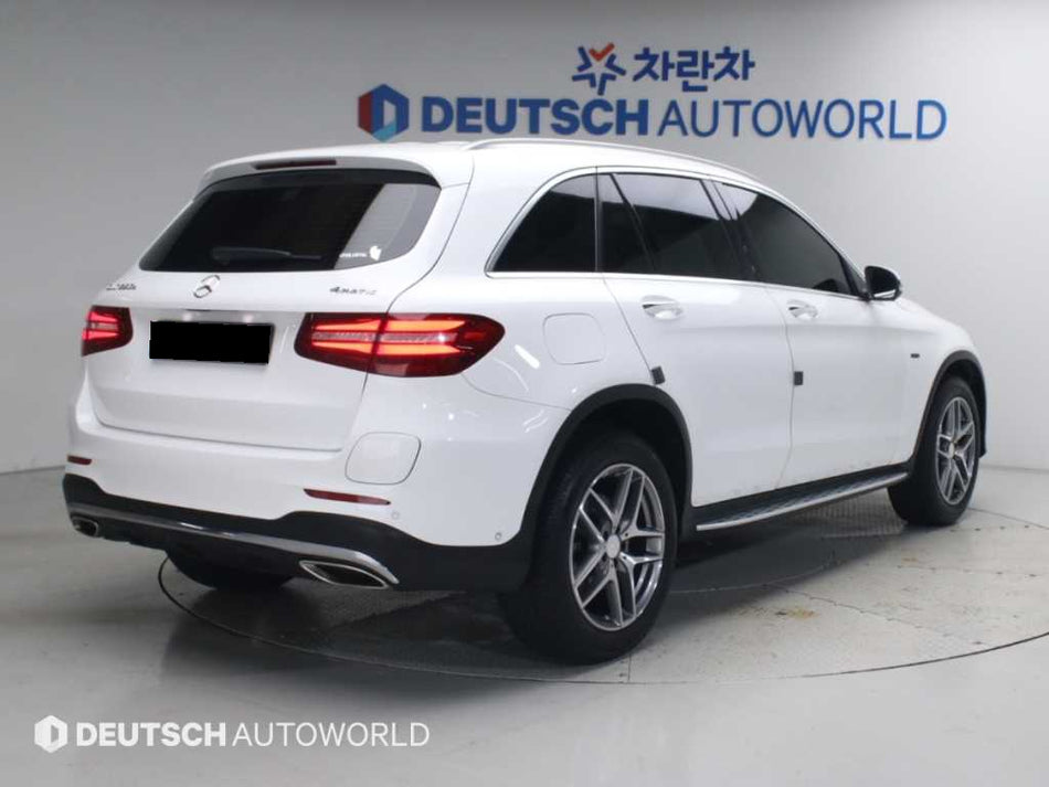 Mercedes-Benz GLC-Class — photo 02