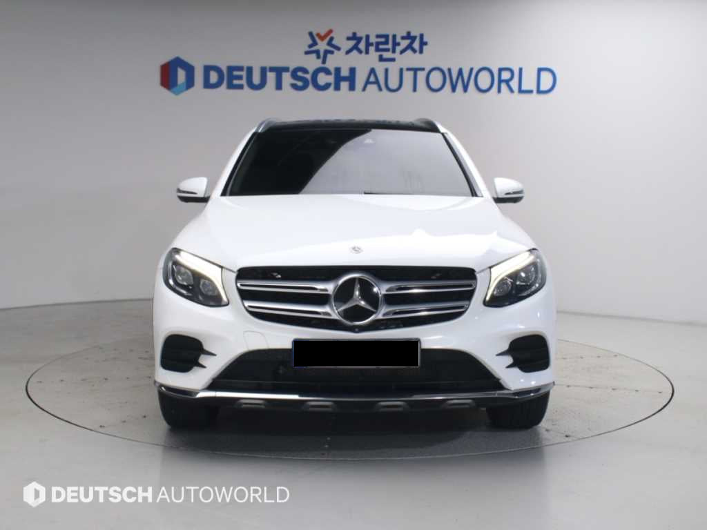 Mercedes-Benz GLC-Class — photo 03