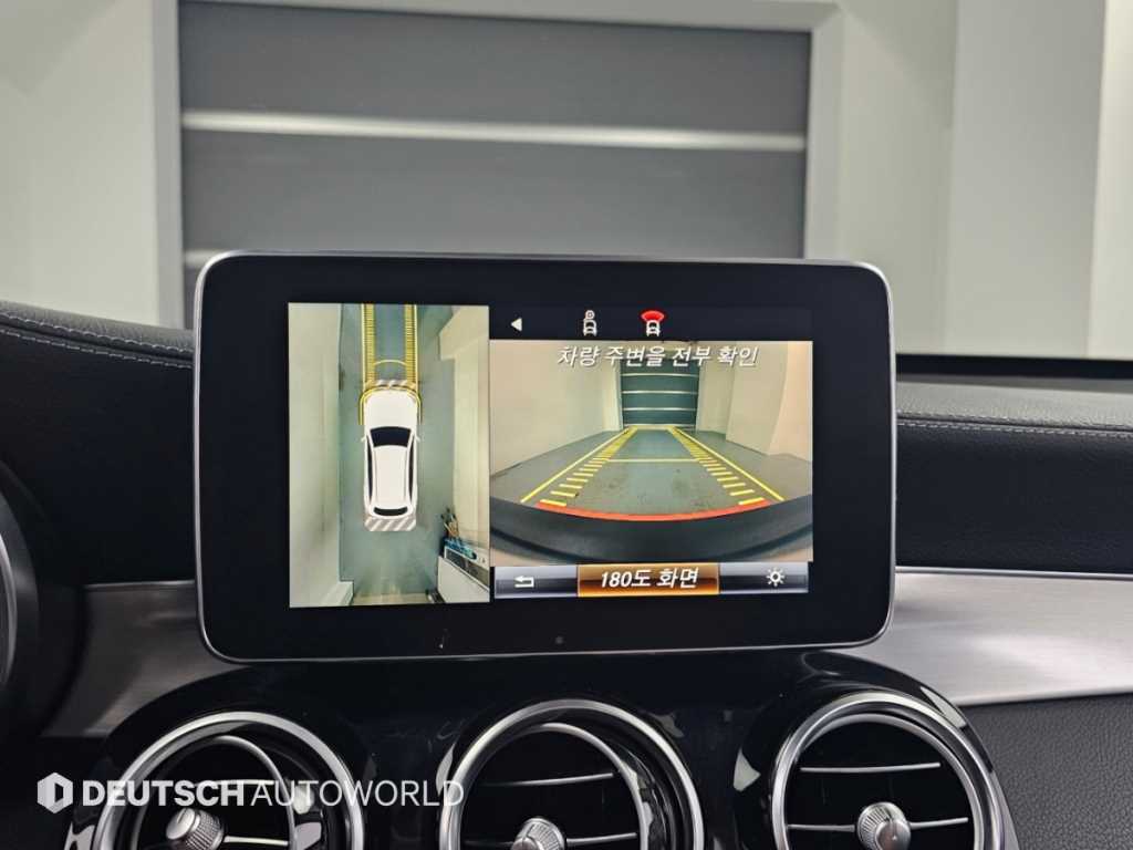 Mercedes-Benz GLC-Class — photo 15