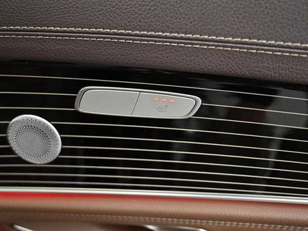 Mercedes-Benz E-Class — photo 17