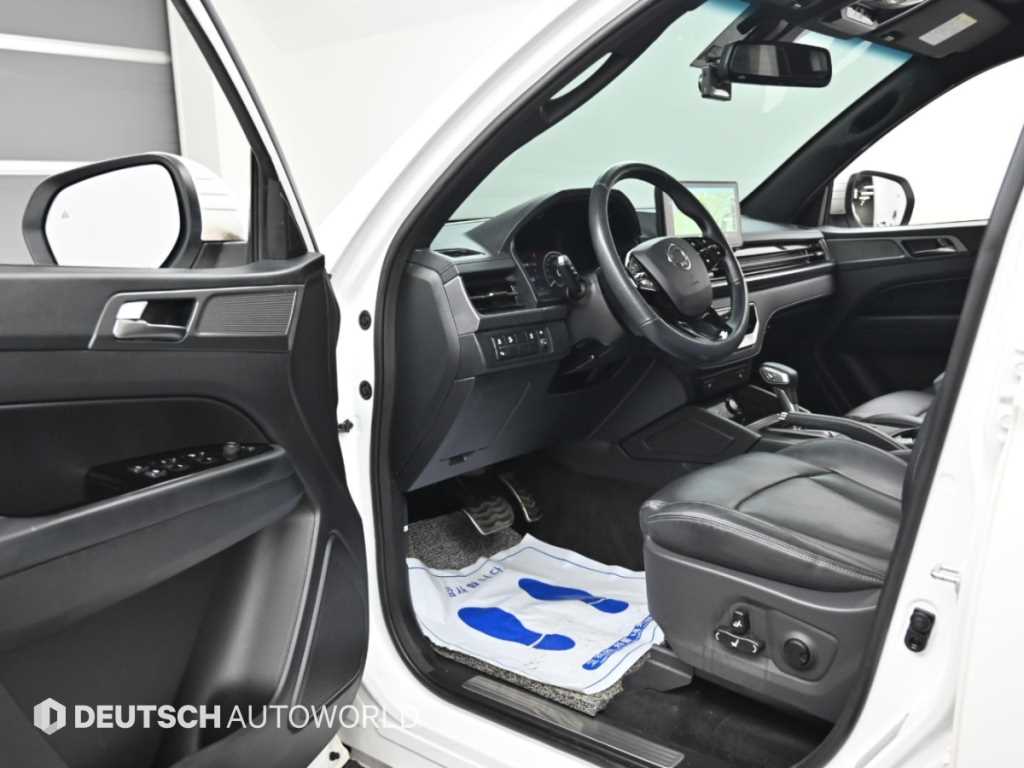 KGM Rexton — photo 11