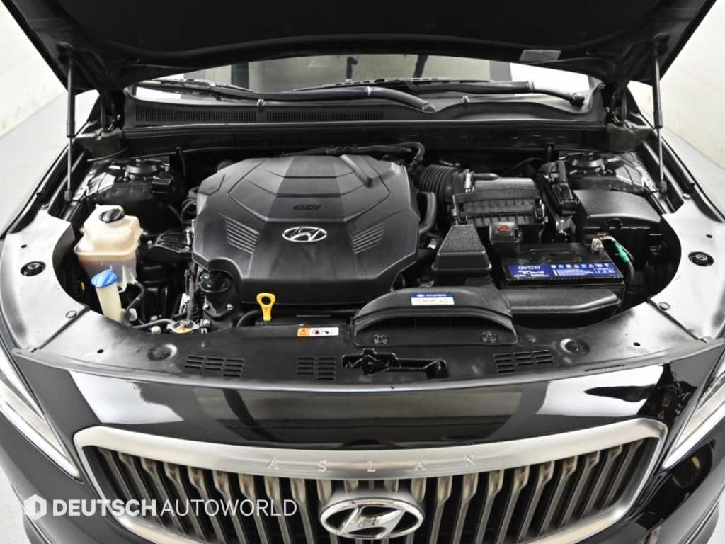 Hyundai Aslan — photo 06