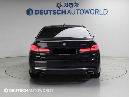 BMW 5-Series — photo 03