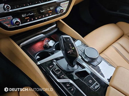 BMW 5-Series — photo 09