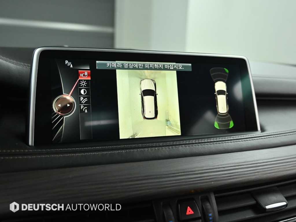 BMW X5 — photo 15